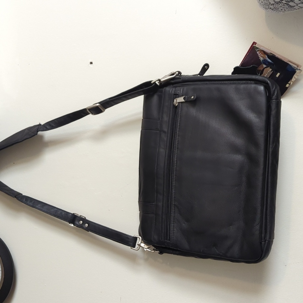 Canyon Outback Leather Goods, Inc. Unisex Leather Briefcase - Picture 4 of 7